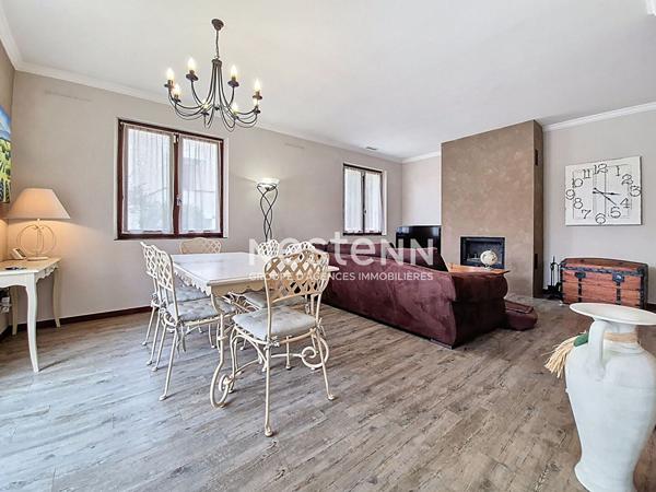 A VENDRE - ROQUETTES - VILLA T4 118 m² Piscine Jacuzzi Pétanque