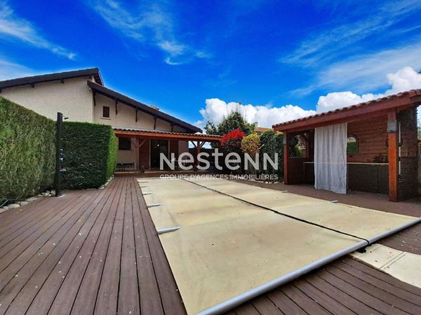 A VENDRE - ROQUETTES - VILLA T4 118 m² Piscine Jacuzzi Pétanque