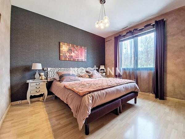 A VENDRE - ROQUETTES - VILLA T4 118 m² Piscine Jacuzzi Pétanque