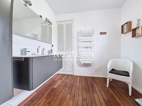 A VENDRE - ROQUETTES - VILLA T4 118 m² Piscine Jacuzzi Pétanque