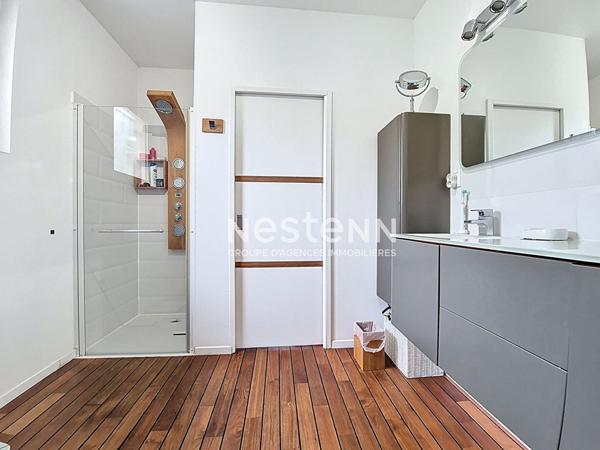 A VENDRE - ROQUETTES - VILLA T4 118 m² Piscine Jacuzzi Pétanque