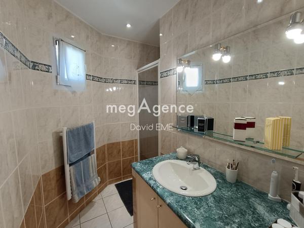 Maison à AIZENAY, 85190 - 6 pièces 166m²