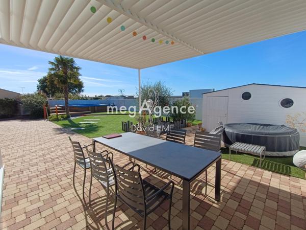 Maison à AIZENAY, 85190 - 6 pièces 166m²