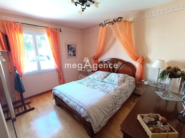 Maison à AIZENAY, 85190 - 6 pièces 166m²