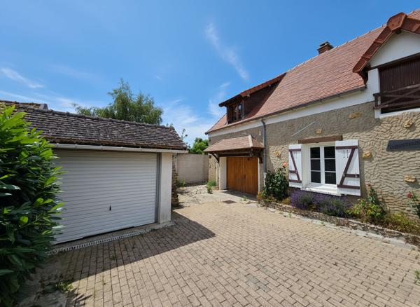 Maison Dourdan 5 pièce(s) 148.77 m2