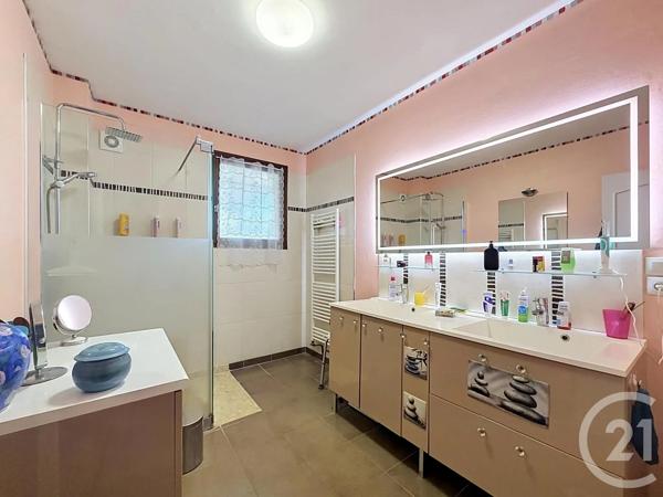 Maison à vendre  6 pièces - 140 m 2   CHARTRES  - 28