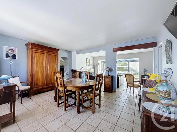 Maison à vendre  6 pièces - 140 m 2   CHARTRES  - 28