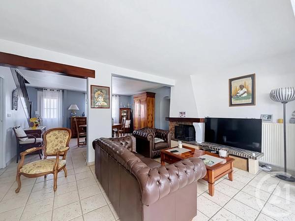 Maison à vendre  6 pièces - 140 m 2   CHARTRES  - 28