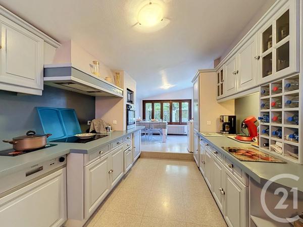 Maison à vendre  6 pièces - 140 m 2   CHARTRES  - 28