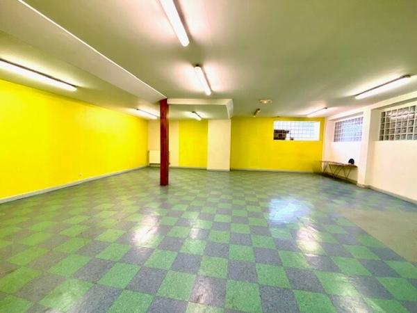 En exclusivité - Auch / Local de 315m2, accès PMR, parkings à proximité