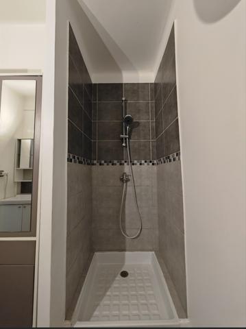 Magnifique T2 de 37 m² + Terrasse + Pkg + 800m de la mer