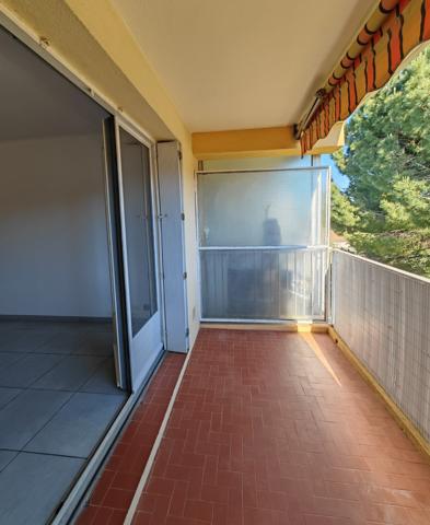 Magnifique T2 de 37 m² + Terrasse + Pkg + 800m de la mer