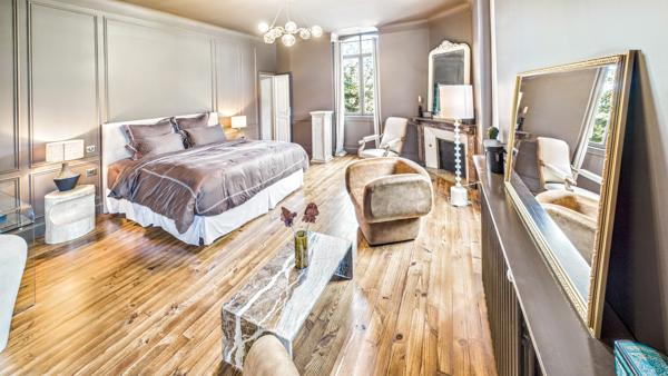 Proche Hossegor Élégante maison de maître entièrement repensée, entre art de vivre et potentiel d'accueil haut de gamme de prestige Magescq 12 pièce(s) 480 m2 Hossegor