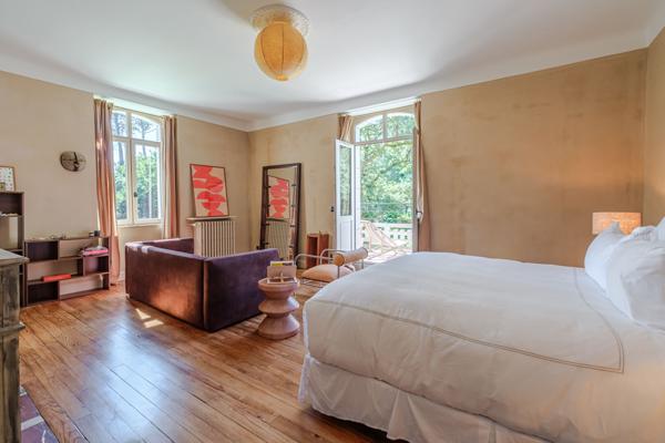 Proche Hossegor Élégante maison de maître entièrement repensée, entre art de vivre et potentiel d'accueil haut de gamme de prestige Magescq 12 pièce(s) 480 m2 Hossegor