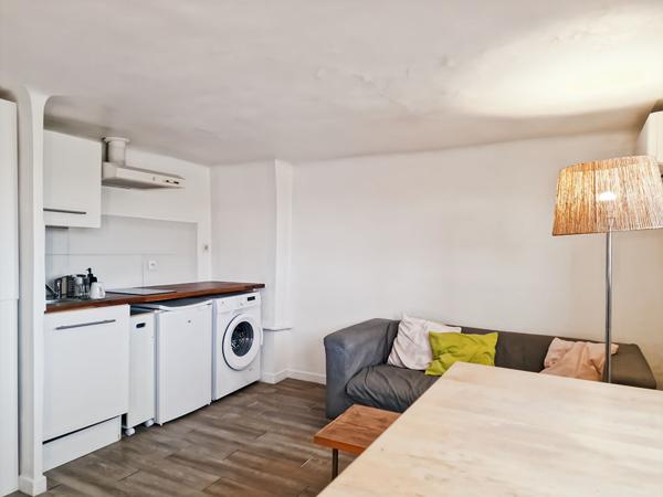 Appartement Marseille 1 pièce(s) 27 m2