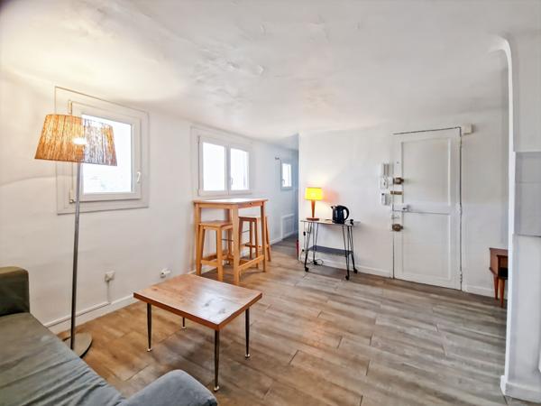 Appartement Marseille 1 pièce(s) 27 m2