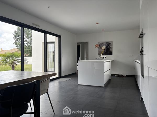 Maison 149 m² à Montamisé 86360