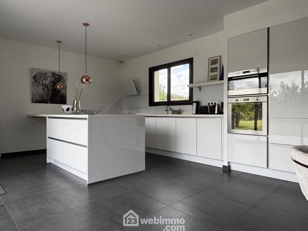 Maison 149 m² à Montamisé 86360