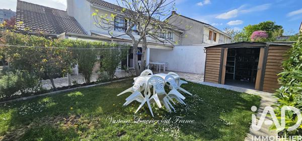 Maison à vendre 7 pièces 106 m² Les Mureaux