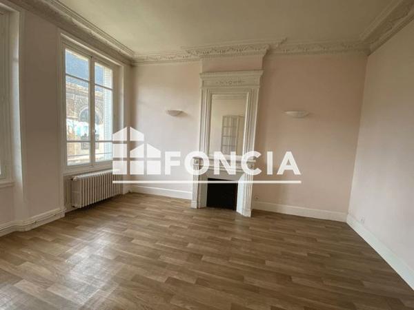 Location Appartement 3 pièces 68.77 m² - 12-14 GRANDE RUE MAURICE VIOLLETTE Dreux 28109