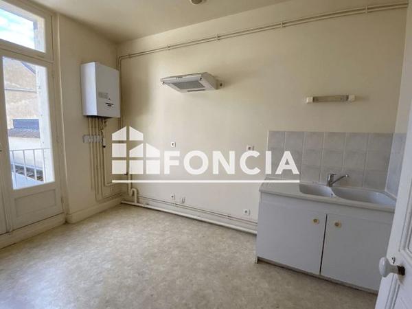 Location Appartement 3 pièces 68.77 m² - 12-14 GRANDE RUE MAURICE VIOLLETTE Dreux 28109