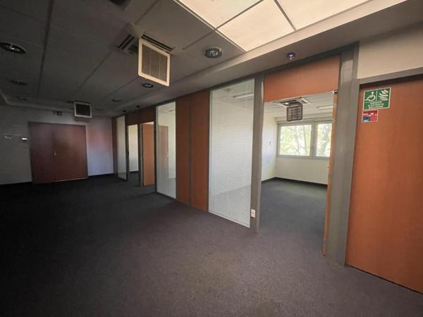 Location Bureau 800 77200 Torcy 889109