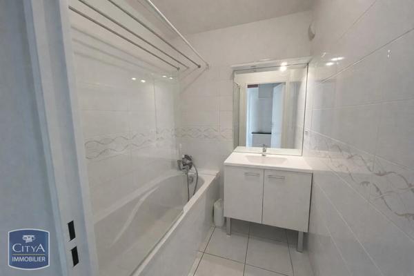 Appartement à louer 2 pièces 42.9m² Quincieux (69650)