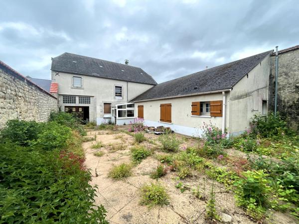 Maison de ville a étage 5P 245m² à réhabiliter