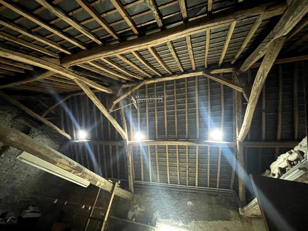 Maison de ville a étage 5P 245m² à réhabiliter