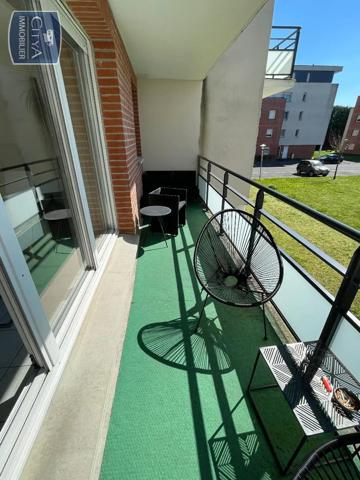Appartement à louer 4 pièces 81.79m² Arras (62000)