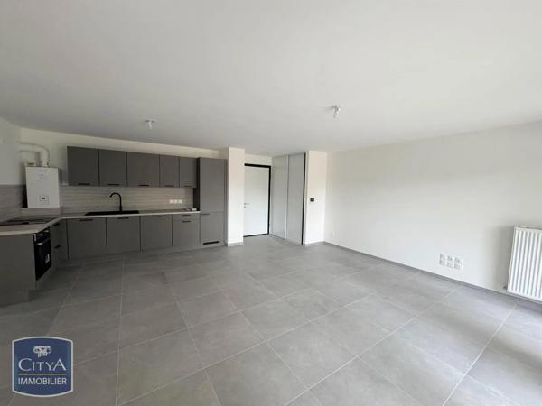 Appartement à louer 4 pièces 83.36m² Ferney-Voltaire (01210)