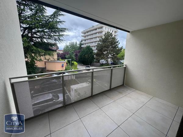 Appartement à louer 4 pièces 83.36m² Ferney-Voltaire (01210)