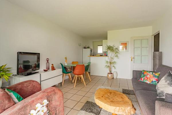 Appartement à vendre 2 pièces 48m² Bassussarry (64200)