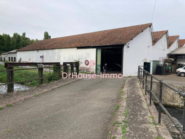 Bureau à vendre 2 pièces de 1 487 m²