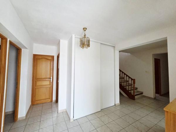 Maison à vendre 6 pièces de 157 m²