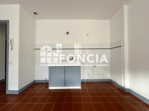 Location Appartement 2 pièces 49.67 m² - 38 RUE VOLTAIRE Carcassonne 11000