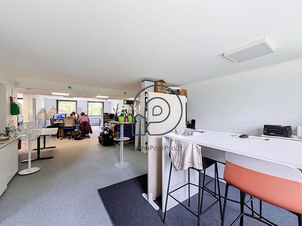 Villeneuve-d'Ascq – Parc des Moulins | Bureaux 144 m² rénovés | À vendre