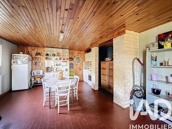Maison à vendre 5 pièces 175 m² Saint-Ferréol-d'Auroure