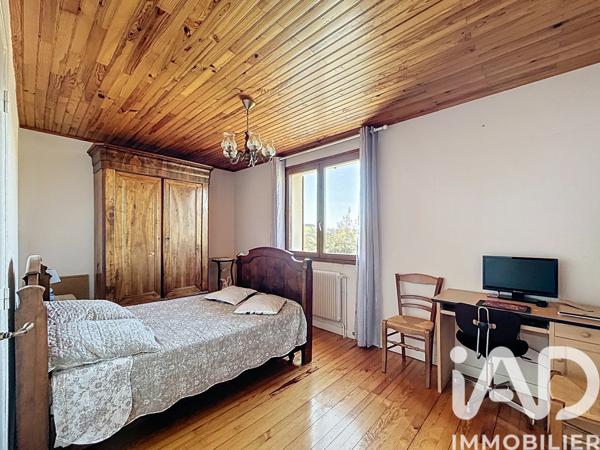 Maison à vendre 5 pièces 175 m² Saint-Ferréol-d'Auroure