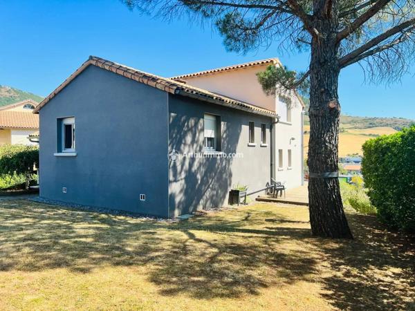 Vente                                                      Villa
                        
                     6 pièces                      160 m2                     à Millau