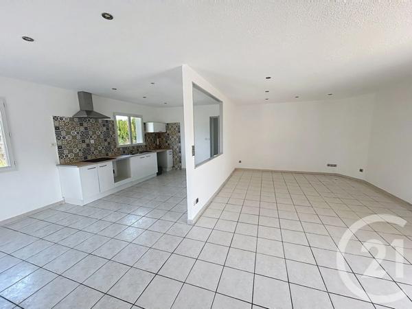 Maison à vendre  4 pièces - 100 m 2   LABASTIDE ST PIERRE  - 82