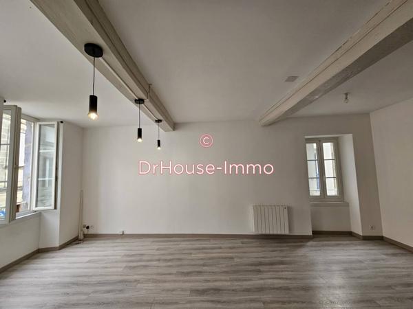 Immeuble à vendre 3 pièces de 61 m²