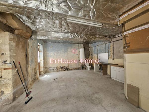 Immeuble à vendre 3 pièces de 61 m²