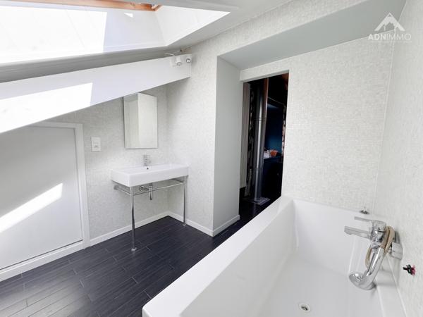 Thoiry (01710) Maison 7 Pièces 191 m2