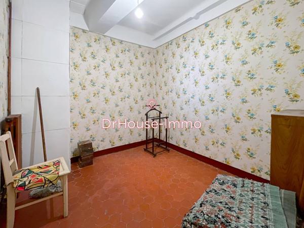 Immeuble à vendre 8 pièces de 102 m²