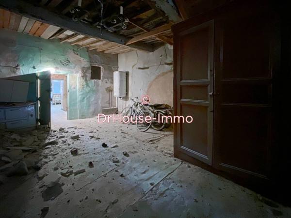 Immeuble à vendre 8 pièces de 102 m²