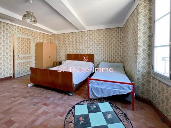 Immeuble à vendre 8 pièces de 102 m²