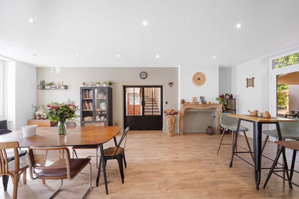 Propriété bourgeoise de 220 m² avec parc paysagé et vue Saône