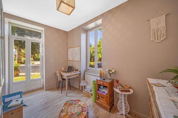 Propriété bourgeoise de 220 m² avec parc paysagé et vue Saône