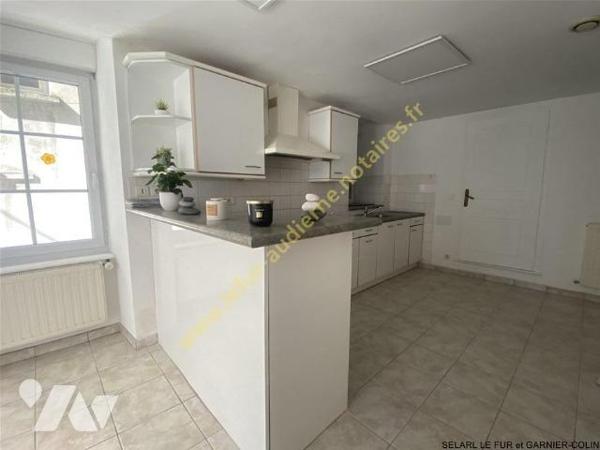 Appartement duplex en plein centre-ville d'AUDIERNE - proche de toutes les commodités